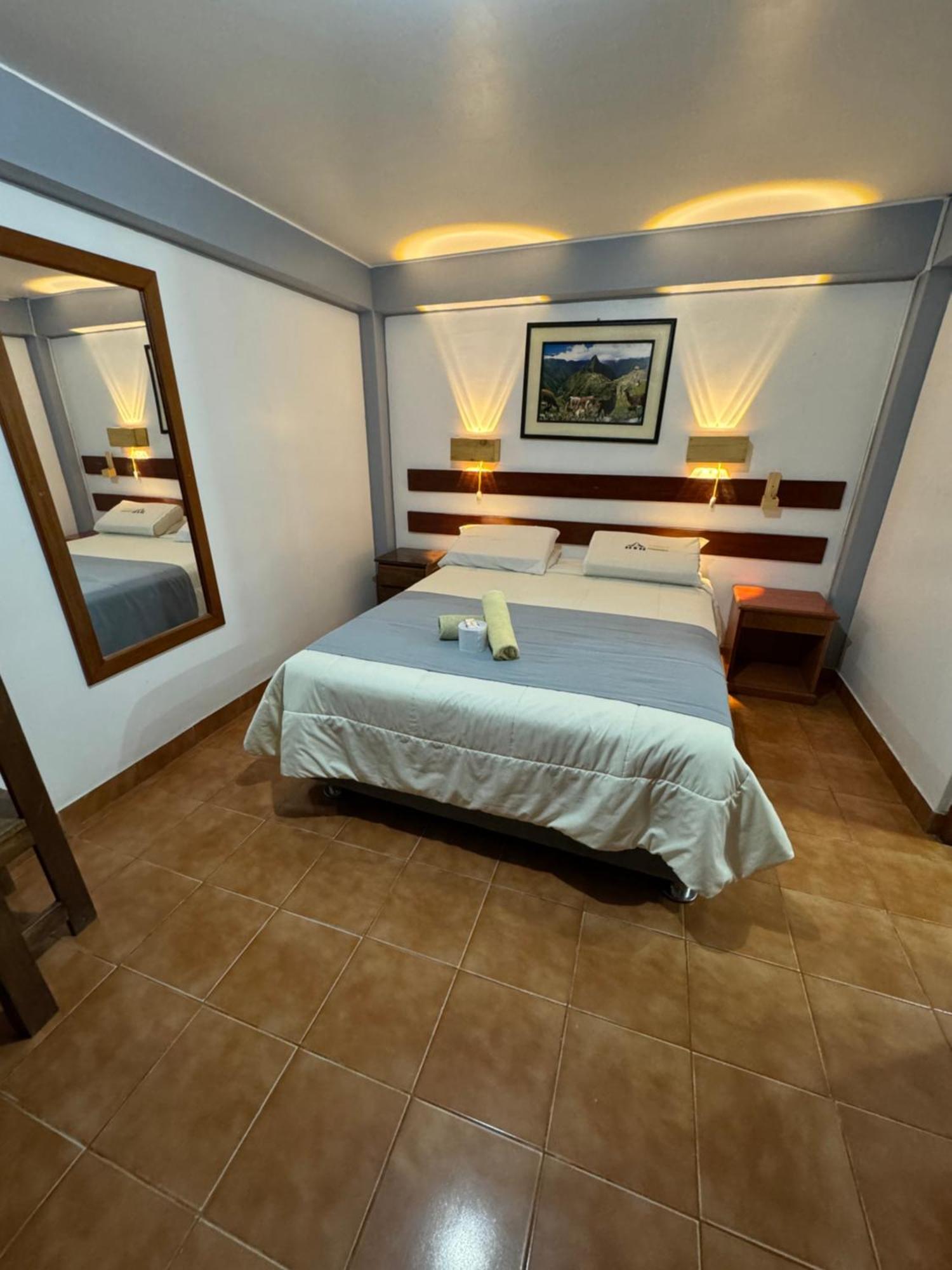 Hotel Alpamayo Guest House Huaraz  Exterior photo